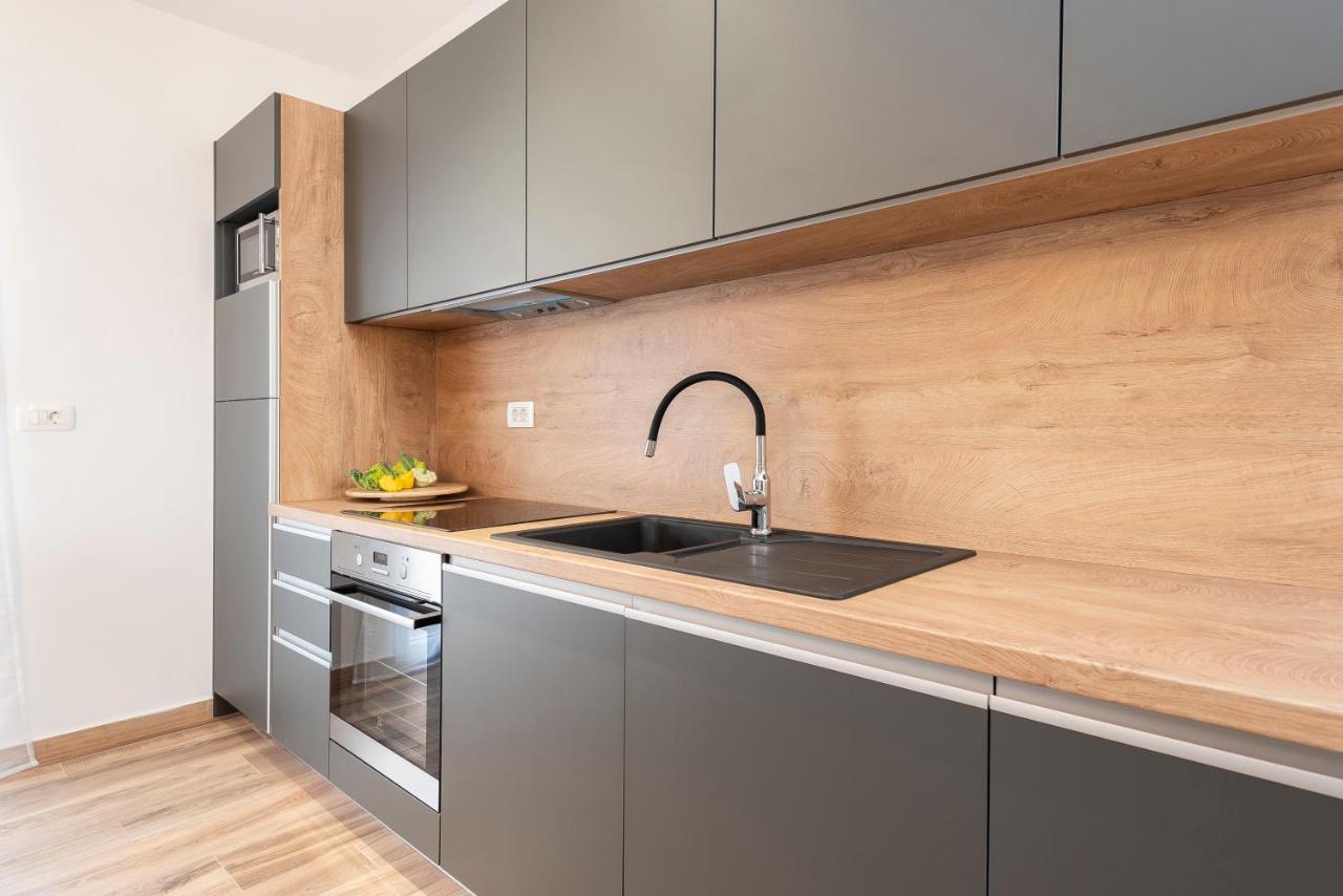Luxury Apartments - La Vir 3 & 4 Exterior foto