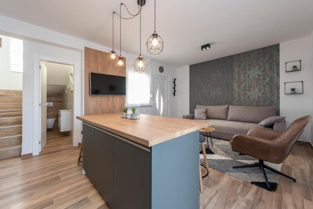 Luxury Apartments - La Vir 3 & 4 Exterior foto